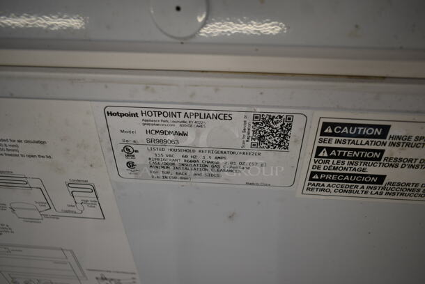 Hotpoint HCM9DMAWW Metal Chest Freezer w/ Hinge Lid. 115 Volts, 1 Phase. Tested and Working! - Image 4 of 4