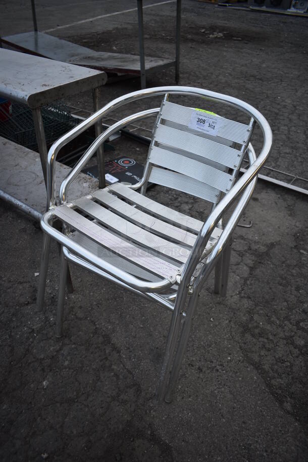 2 Metal Dining Height Patio Chairs w/ Arm Rests. 21x20x28. 2 Times Your Bid! - Image 2 of 3