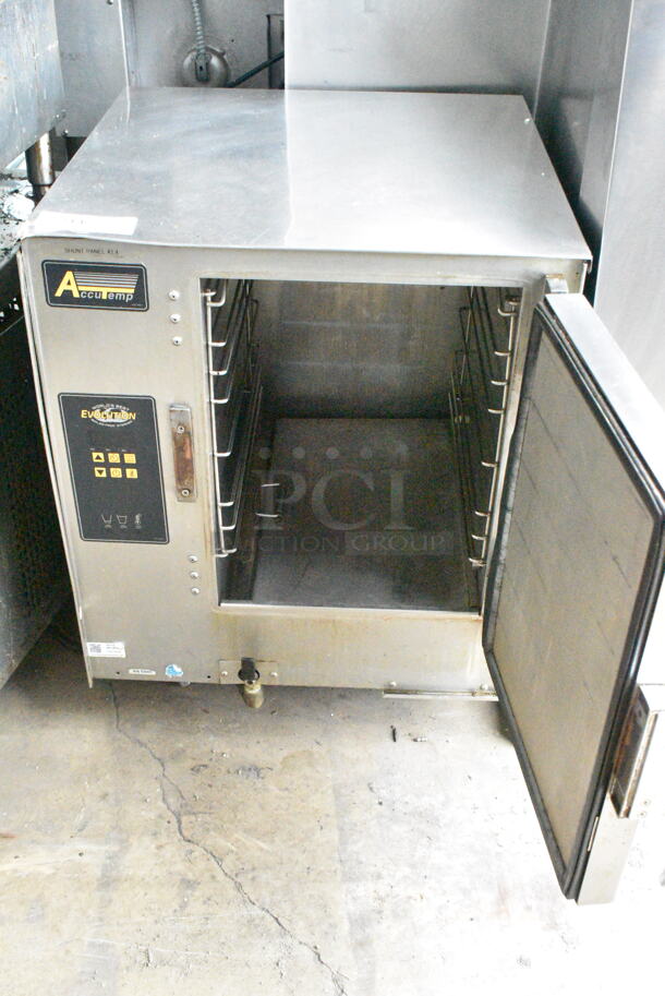 AccuTemp E62081D060000250 Stainless Steel Commercial Single Deck Electric Powered Steam Cabinet. 208 Volts, 1 Phase.  - Image 4 of 8