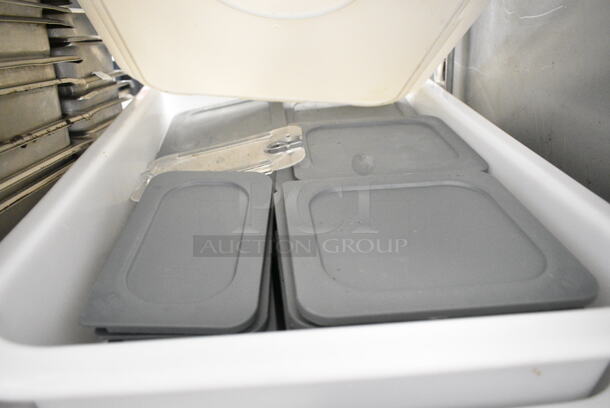 ALL ONE MONEY! Lot of Various Poly Bins - Image 4 of 6