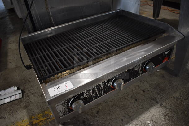 Vollrath Cayenne Stainless Steel Commercial Countertop Natural Gas Powered Charbroiler Grill. 35.5x25x16 - Image 3 of 6