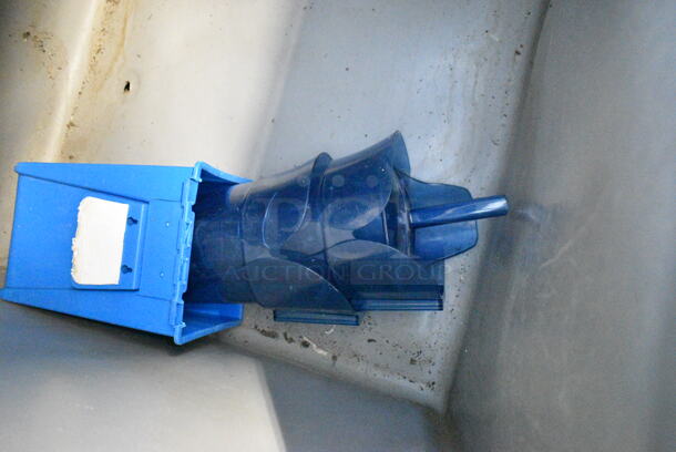 Hoshizaki KM-500MWH Stainless Steel Commercial Ice Machine Head on Scotsman HTB555 Commercial Ice Bin. 115-120 Volts, 1 Phase.  - Image 5 of 8