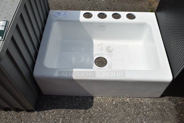 BRAND NEW SCRATCH AND DENT! American Standard White Sink. - Item #1112847
