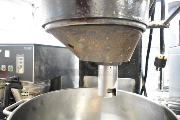 Varimixer W60 Metal Commercial Floor Style 60 Quart Planetary Dough Mixer w/ Stainless Steel Mixing Bowl, Bowl Guard and Dough Hook Attachment. 220 Volts, 3 Phase. - Image 5 of 8