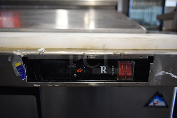 Everest EPBR2 Stainless Steel Commercial Sandwich Salad Prep Table Bain Marie Mega Top on Commercial Casters. 115 Volts, 1 Phase. Tested and Working! - Image 3 of 8