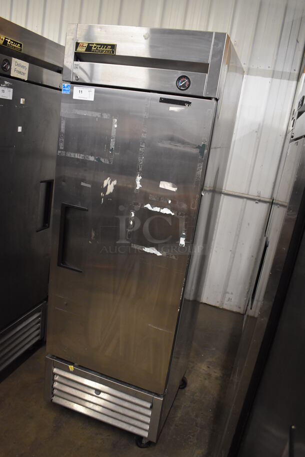 2013 True T-23F ENERGY STAR Stainless Steel Commercial Single Door Reach In Freezer w/ Poly Coated Racks on Commercial Casters. 115 Volts, 1 Phase. 27x30x83.5. Tested and Working! - Image 2 of 6