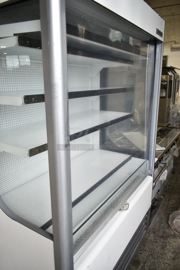 BRAND NEW SCRATCH AND DENT! Beverage Air VMHC-18 Metal Commercial Open Grab N Go Merchandiser w/ Metal Shelves. 120 Volts, 1 Phase. Tested and Working! - Image 5 of 9