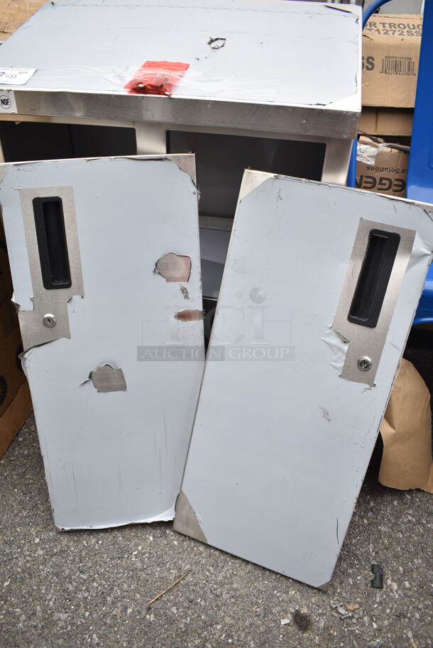 BRAND NEW SCRATCH AND DENT! Regency 600WCH1524 24" Stainless Steel Wall Cabinet with Hinged Doors. - Image 5 of 6