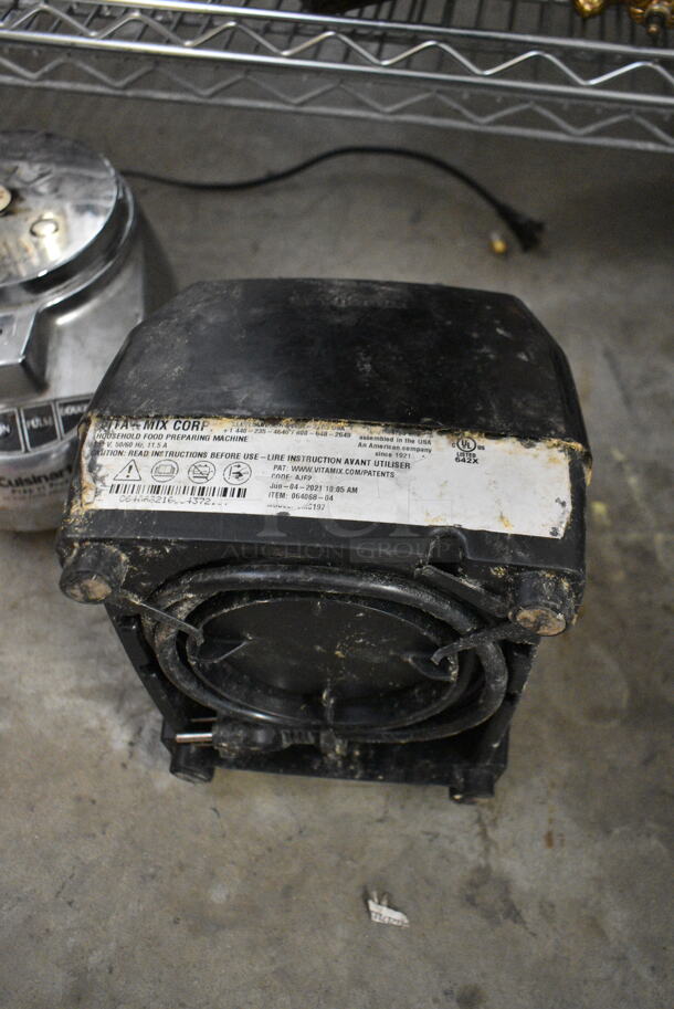 2 Items; Cuisinart Food Processor Base and Vita-Mix VMC197 Blender Base. 2 Times Your Bid!  - Image 3 of 7