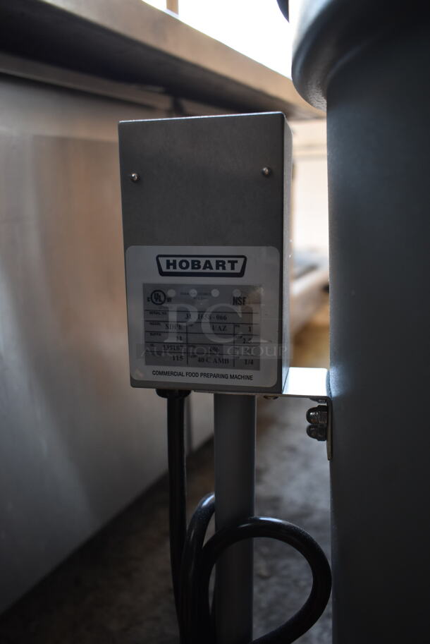 BRAND NEW SCRATCH AND DENT! 2023 Hobart SDPE Metal Commercial Lettuce Spinner Salad Spinner on Commercial Casters. 115 Volts, 1 Phase. Tested and Working! - Image 6 of 6