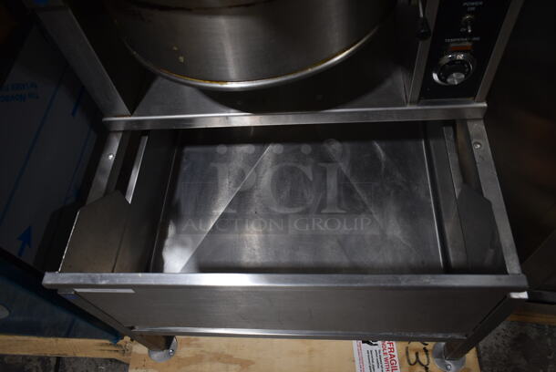 Market Forge R1600E Stainless Steel Commercial Floor Style 16 Gallon Tilting Skillet. 208 Volts, 1/3 Phase.  - Image 3 of 7