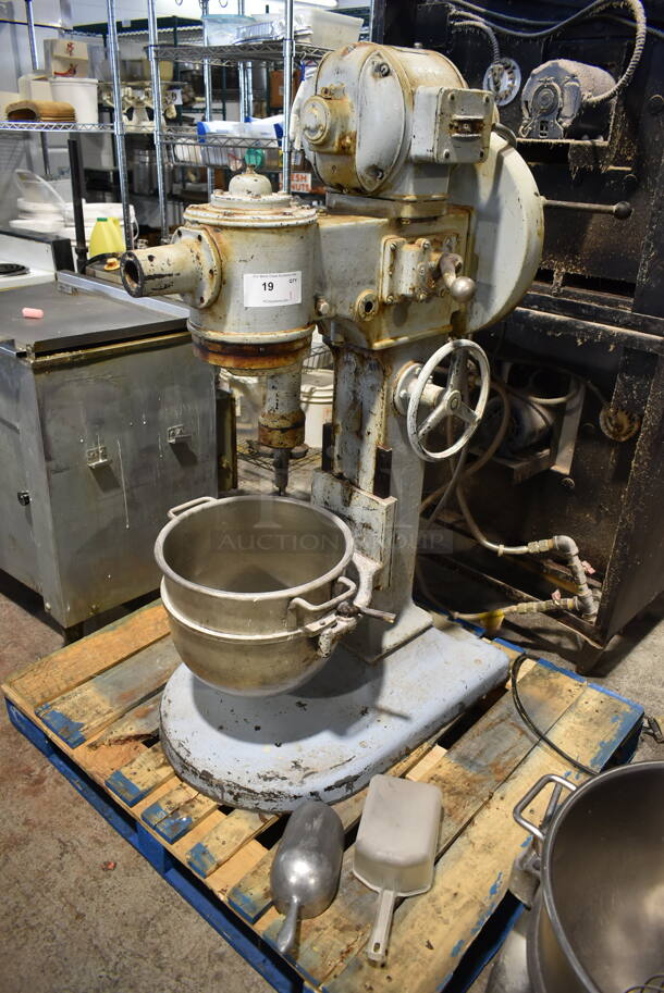 ANTIQUE! Hobart D-10731 Metal Commercial Floor Style Planetary Dough Mixer w/ Stainless Steel Mixing Bowl. 110 Volts, 1 Phase. Tested and Working! - Image 1 of 8