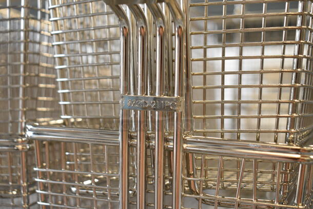 6 BRAND NEW SCRATCH AND DENT! Metal Fry Baskets. Includes 5.5x20.5x12, 5x20.5x12. 6 Times Your Bid!  - Image 11 of 12