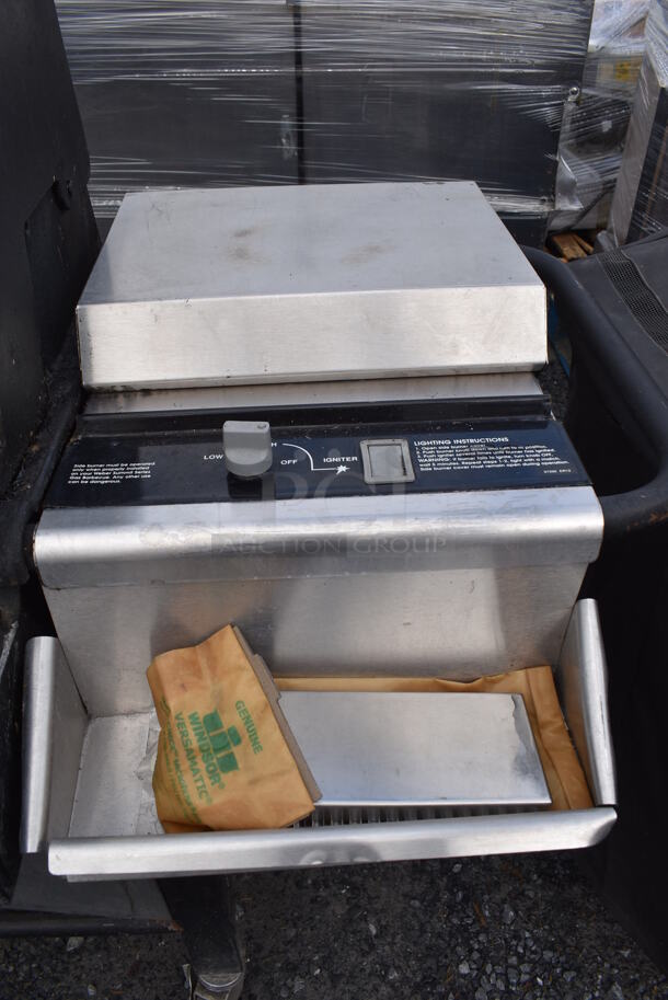 Weber Summit Metal Outdoor Propane Gas Powered Grill w/ Right Side Single Burner Range on Commercial Casters. 78x28x48 - Image 7 of 12