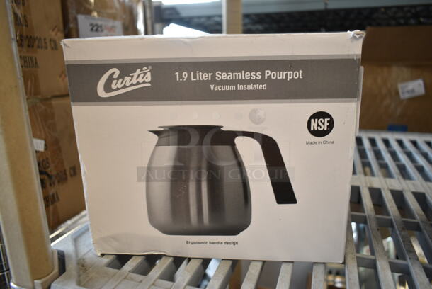 2 BRAND NEW SCRATCH AND DENT! Curtis TFT64F1H126 TFT64 FreshTrac 64 oz. Thermal Stainless Steel Coffee Decanter with Brew Through Lid. 2 Times Your Bid!  - Image 7 of 8