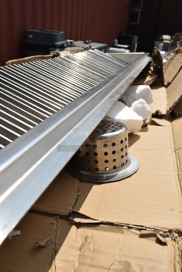BRAND NEW SCRATCH AND DENT! Regency 600FT1254SS 12" x 54" 14-Gauge Stainless Steel Floor Trough with Grate - Image 4 of 6