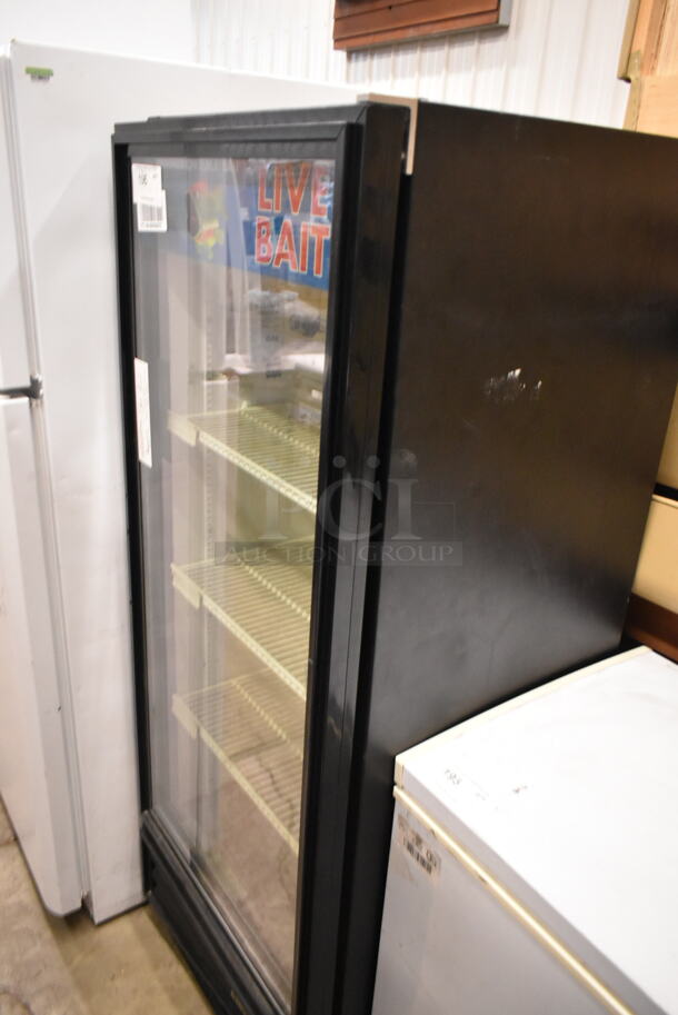 True GDM-12 Metal Commercial Single Door Reach In Cooler Merchandiser w/ Poly Coated Racks. 115 Volts, 1 Phase. Tested and Powers On But Does Not Get Cold - Image 3 of 5