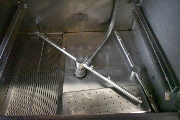 2017 Wareforce Wareforce UL30 Stainless Steel Commercial Undercounter Dishwasher. 115 Volts, 1 Phase.  - Image 4 of 7