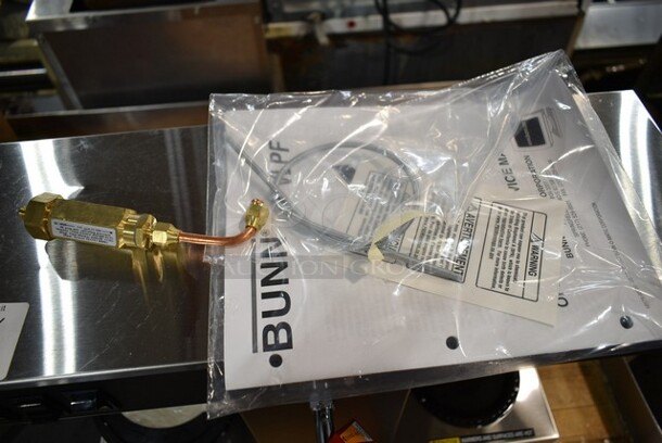 BRAND NEW SCRATCH AND DENT! 2022 Bunn VLPF 07400.0005 Stainless Steel Commercial Automatic Coffee Brewer with Two Lower Warmers. 120 Volts, 1 Phase.  - Image 7 of 8
