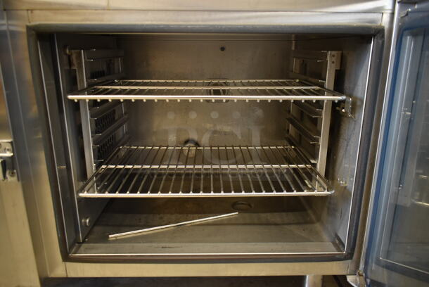 Alto Shaam 6.10 ML Stainless Steel Commercial Electric Powered Combi Convection Oven w/ View Through Door and Metal Oven Racks. 208-240 Volts, 3 Phase. - Image 6 of 6