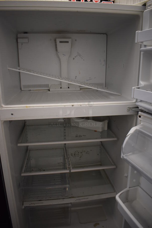 Whirlpool ET1MHKXMQ02 Metal Cooler Freezer Combo Unit. 115 Volts, 1 Phase. 33x30x66. Tested and Working! - Image 4 of 7