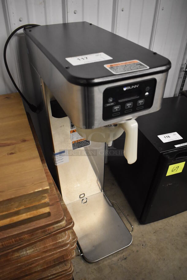 2022 Bunn ITB Stainless Steel Commercial Iced Tea Machine w/ Poly Brew Basket. 120 Volts, 1 Phase. 10x22x34 - Image 3 of 6