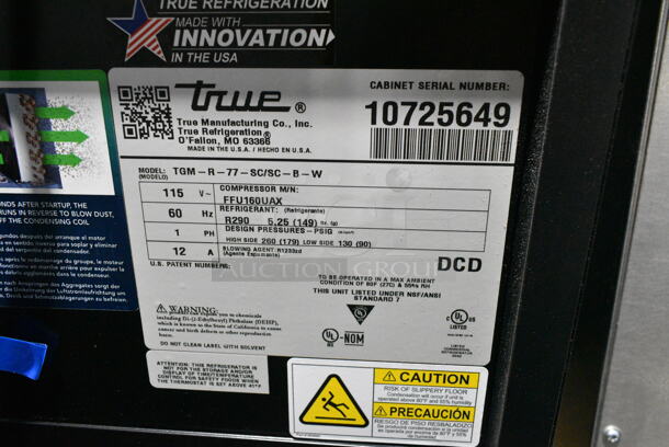 BRAND NEW SCRATCH AND DENT! 2024 True TDM-R-77-GE/GE-B-W Metal Commercial Floor Style Refrigerated Deli / Bakery Display Case Merchandiser. Tested and Working! - Image 8 of 9