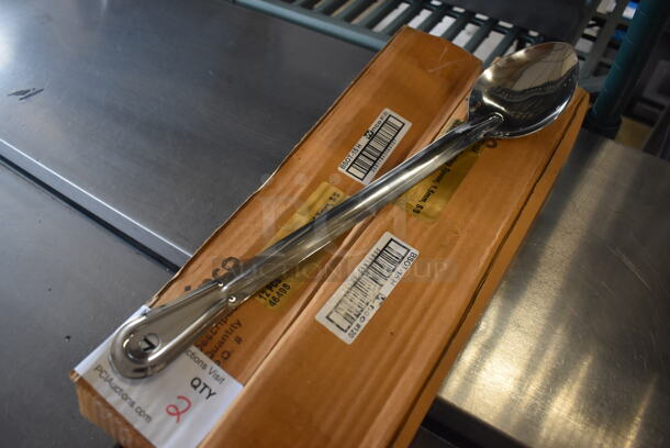 2 Boxes of 12 BRAND NEW! Winco BSOT-15H Serving Spoons. 15". 2 Times Your Bid! - Image 1 of 4