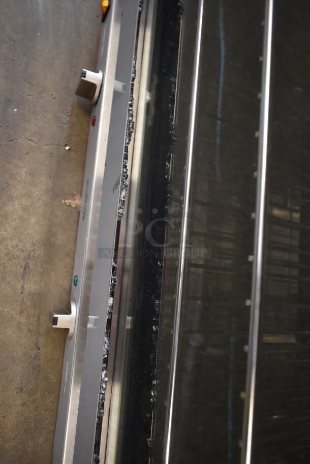 BRAND NEW SCRATCH AND DENT! KoolMore KM-CTCO-44 Stainless Steel Commercial Countertop Electric Powered Convection Oven, Holds Full Size Pans, 4 Racks And 3500W Of Power. See Picture For Missing Exterior Glass Door Pane. 240 Volts. - Image 6 of 9