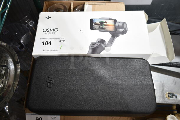 Osmo Mobile 2 in Case - Image 2 of 4