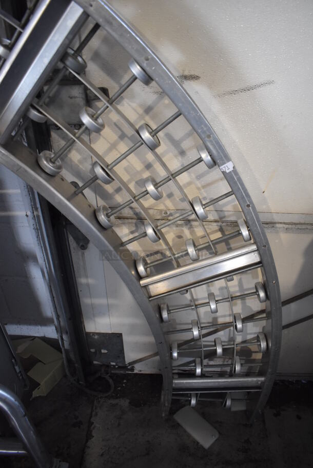 ALL ONE MONEY! Lot of RSR16 16' Food Service Conveyor Belt w/ Electrical Raceway on Commercial Casters and Extra Curve Piece. Goes GREAT w/ Lot #1! 120/208 Volts, 3 Phase. 192x23x38, 12x55x3 - Image 9 of 11