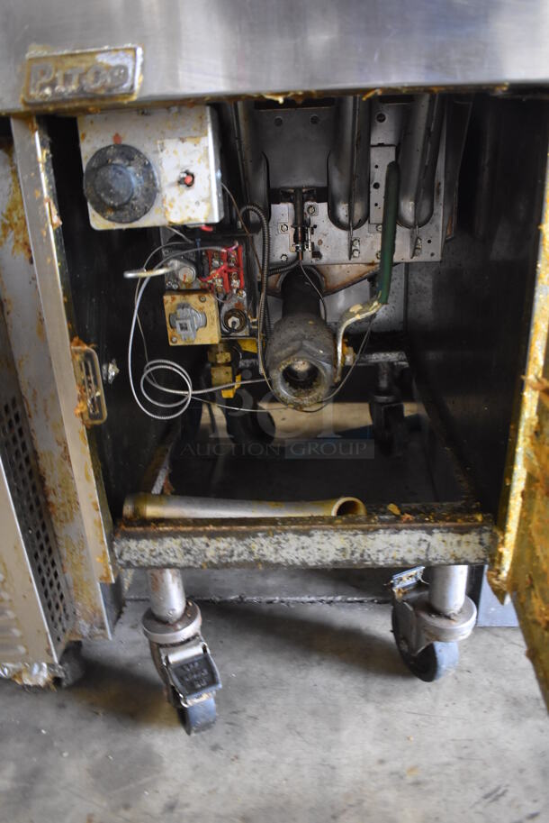 Pitco Frialator SG14 Stainless Steel Commercial Floor Style Natural Gas Powered Deep Fat Fryer w/ 2 Metal Fry Baskets on Commercial Casters. 16x34x46 - Image 6 of 8