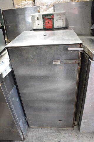 CookShack Metal Commercial Single Compartment Smoker. Tested and Powers On But Needs New Control Buttons