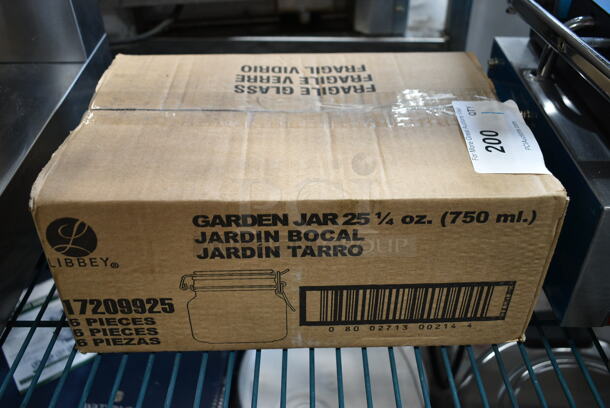 Box of 6 BRAND NEW SCRATCH AND DENT! Libbey 17209925 25.25 oz. Garden Jar with Clamp Lid - Image 2 of 3