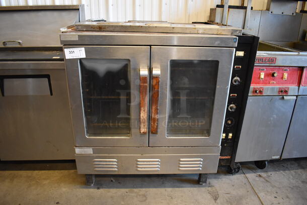 Vulcan Stainless Steel Commercial Natural Gas Powered Full Size Convection Oven w/ View Through Doors, Metal Oven Racks and Thermostatic Controls. 41x40x42