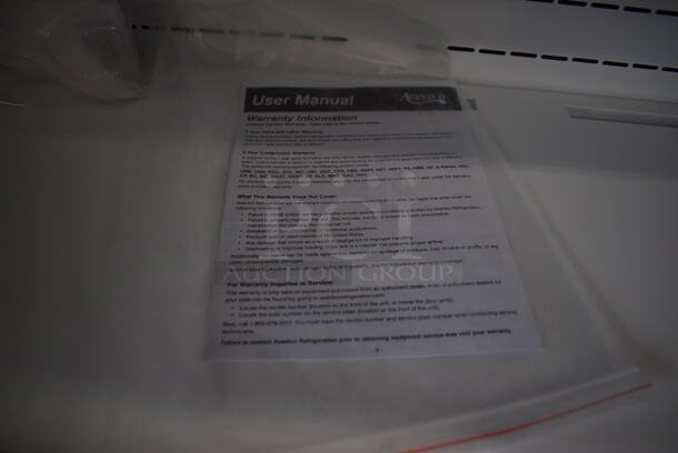 BRAND NEW SCRATCH AND DENT! Avantco WVAC-46HC 46" White Refrigerated Air Curtain Open Grab N Go Merchandiser. Left Side Glass Pane Is Missing. 45.5x25x80. Tested and Working! - Image 4 of 6