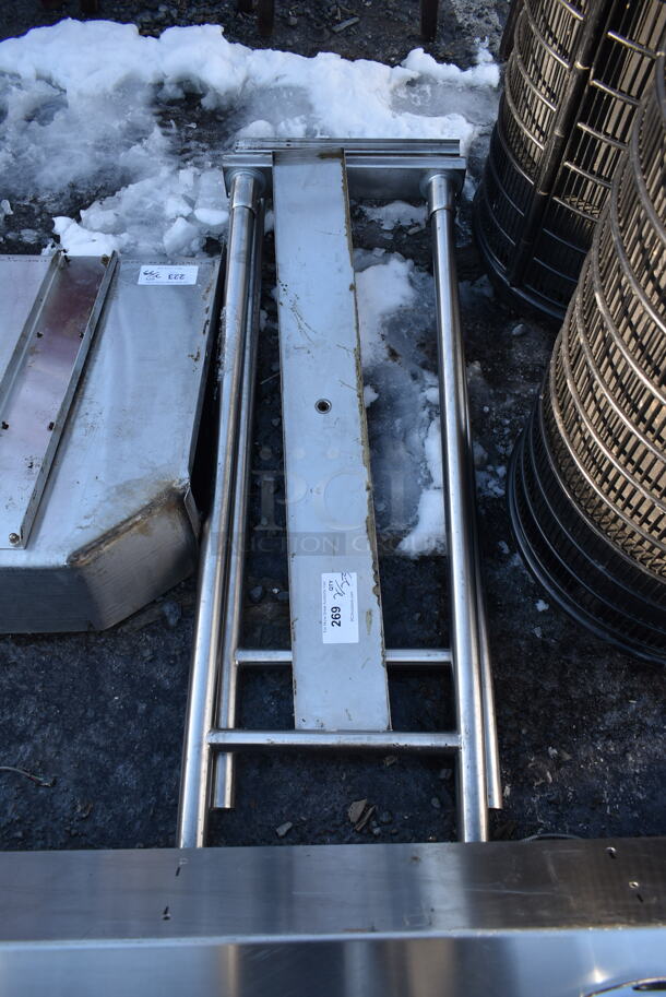 ALL ONE MONEY! Lot of 2 H Legs. - Image 1 of 3