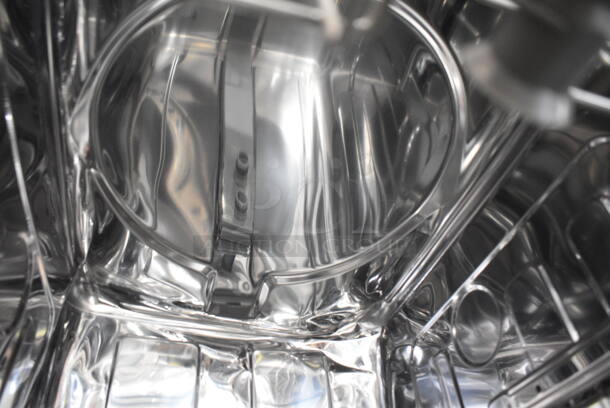 BRAND NEW SCRATCH AND DENT! Honeywell HDS18SS Stainless Steel Undercounter Dishwasher. 120 Volts, 1 Phase. - Image 5 of 12