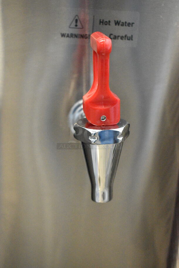BRAND NEW SCRATCH AND DENT! Avantco 177HWDA2 Stainless Steel 2 Gallon Hot Water Dispenser. 120 Volts, 1 Phase.  - Image 4 of 7