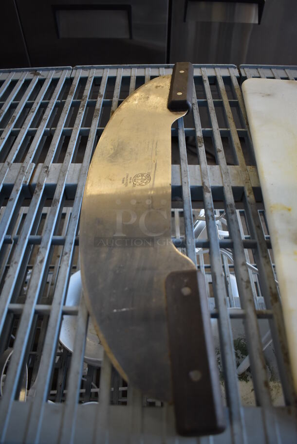 Metal Rocking Pizza Cutting Blade. 21.5x1x5 - Image 2 of 3