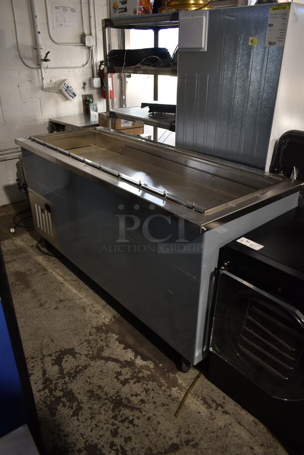 Stainless Steel Commercial Cold Pan Buffet Station on Commercial Casters. Tested and Working!