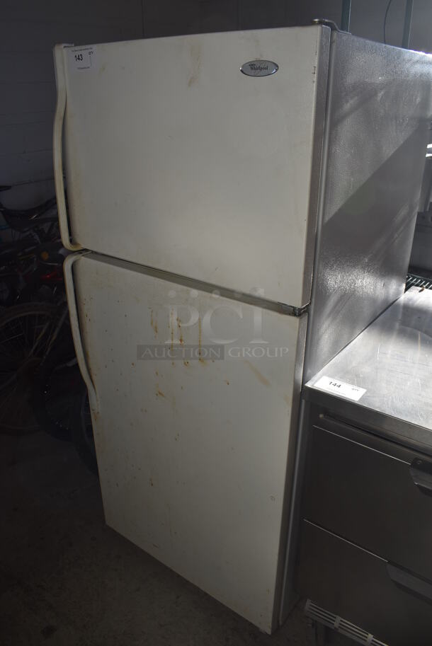 Whirlpool W4TXNWFWQ01 Metal Cooler Freezer Combo Unit. 115 Volts, 1 Phase. 28x28x63. Tested and Powers On But Does Not Get Cold