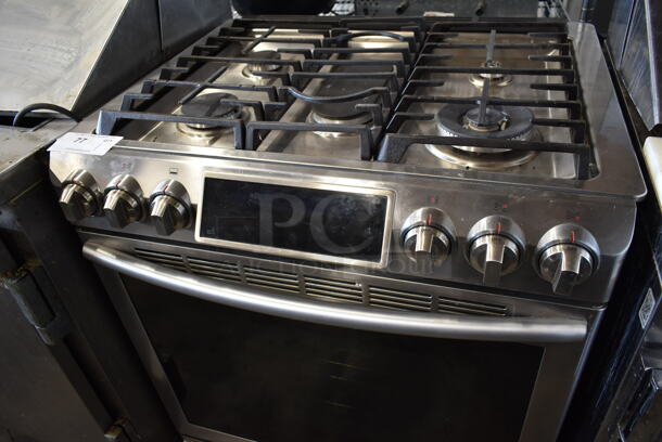 Samsung Stainless Steel Natural Gas Powered 4 Burner Range w/ Oven. - Image 3 of 10