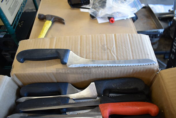 40 SHARPENED Stainless Steel Serrated Knives. 40 Times Your Bid! - Image 2 of 4