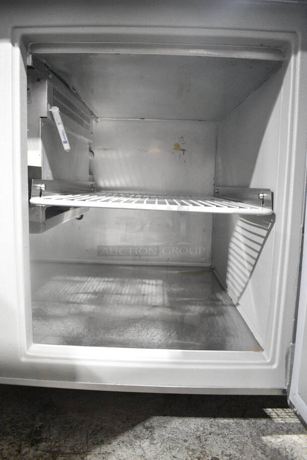 Randell Stainless Steel Commercial Pizza Prep Table. Tested and Powers On But Does Not Get Cold - Image 11 of 12