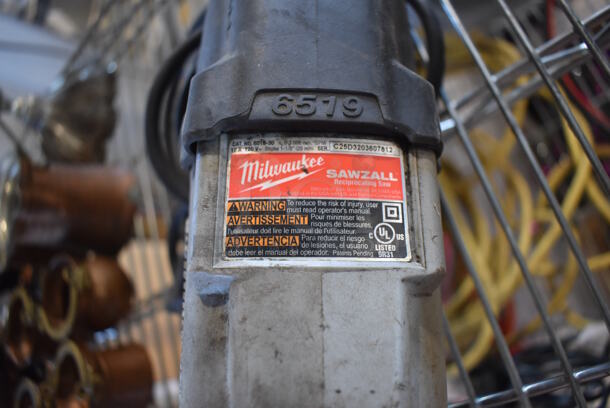 Milwaukee Metal Sawzall. 120 Volts, 1 Phase. 20x4x6. Tested and Working! - Image 4 of 4