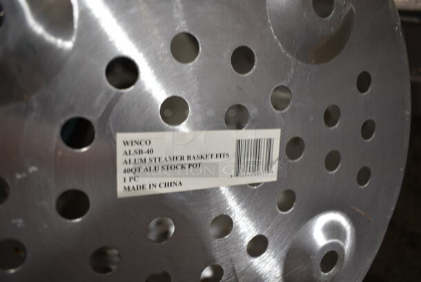 7 BRAND NEW! Metal Items; 5 Colanders and 2 Steam Inserts. 7 Times Your Bid! - Image 6 of 11