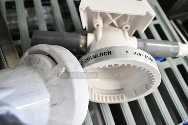 ALL ONE MONEY! Lot of 2 Water Filter Heads and 3 C Pure Water Filter Cartridges.  - Image 8 of 8