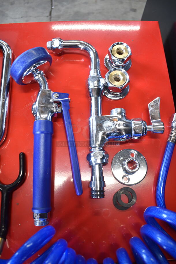 BRAND NEW SCRATCH AND DENT! Faucet, Handles and Spray Nozzle.  - Image 3 of 6