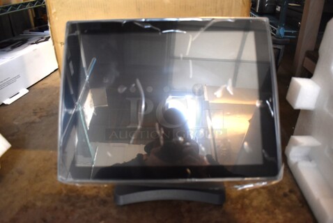 BRAND NEW IN BOX! Aures J2 625 15" Monitor